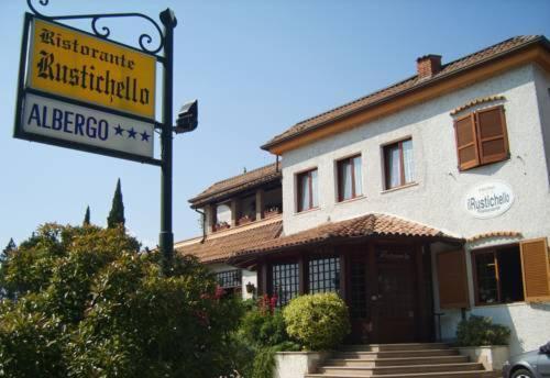 Hotel Il Rustichello Lonato Exterior foto